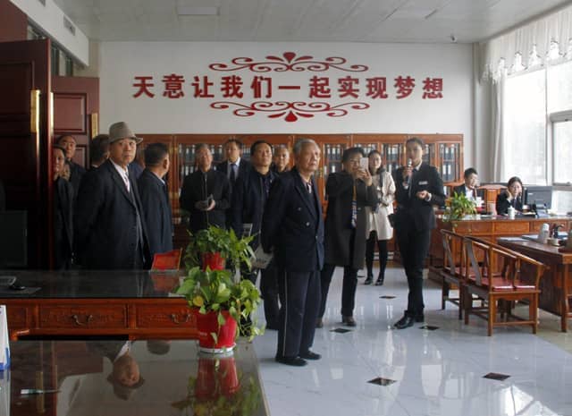 兗州區(qū)人大、政協(xié)領導蒞臨天意機械參觀考察