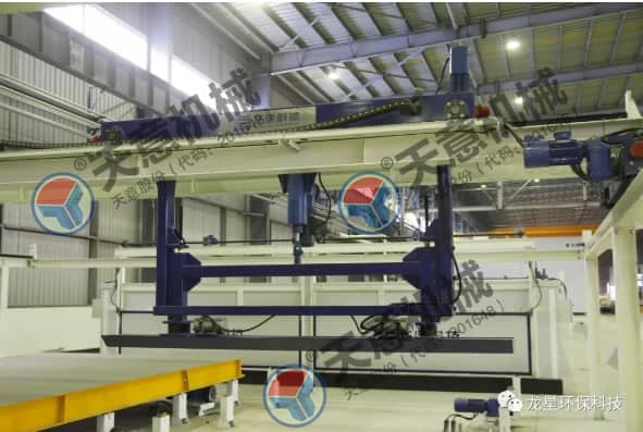 熱烈祝賀天意機(jī)械與龍星科技PC構(gòu)件生產(chǎn)線(xiàn)順利交接！