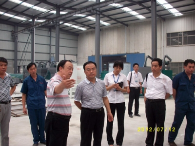 2012.7.12日李國(guó)忠教授到我公司參觀考察、指導(dǎo)工作