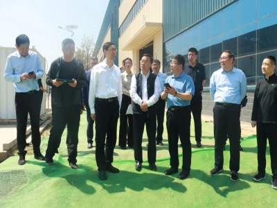 王營帶隊調(diào)研天意機(jī)械大宗固廢裝備研發(fā)生產(chǎn)項(xiàng)目二期