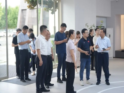 綠色建材產(chǎn)業(yè)鏈融鏈固鏈再發(fā)力！哈工大王代玉教授一行蒞臨天意機(jī)械、卓越精工考察調(diào)研