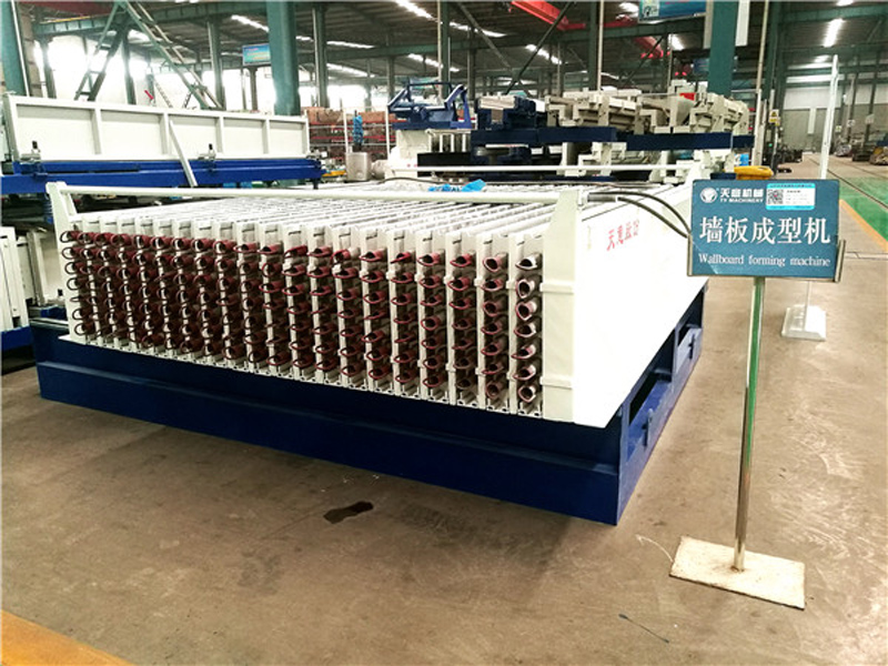 全自動墻板機(jī)產(chǎn)量高，一機(jī)多用